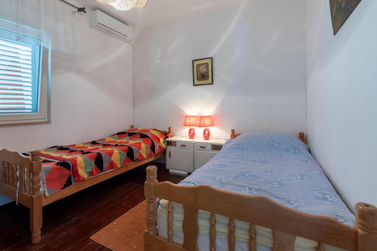 Apartments By The Sea Bobovisca Na Moru, Brac - 5682 Lozisce ภายนอก รูปภาพ
