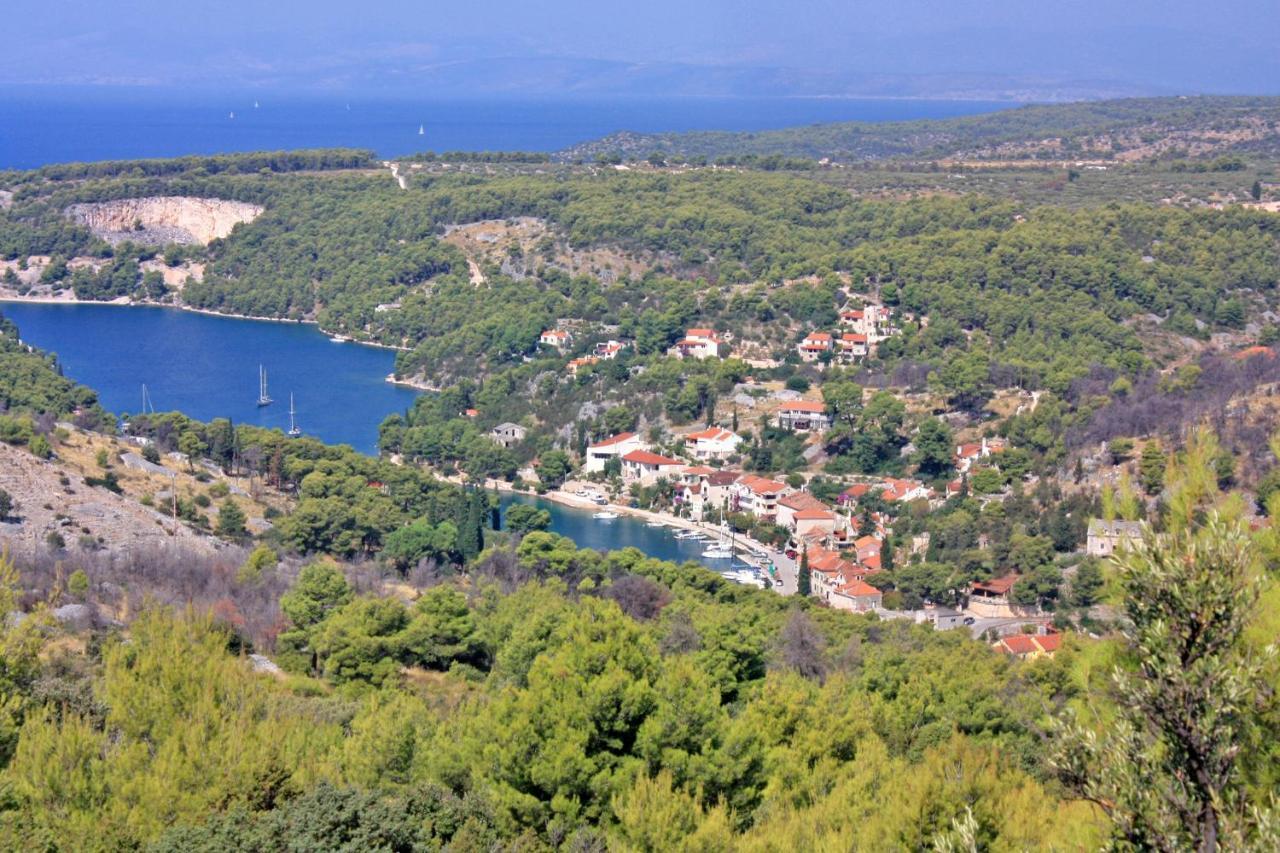 Apartments By The Sea Bobovisca Na Moru, Brac - 5682 Lozisce ภายนอก รูปภาพ