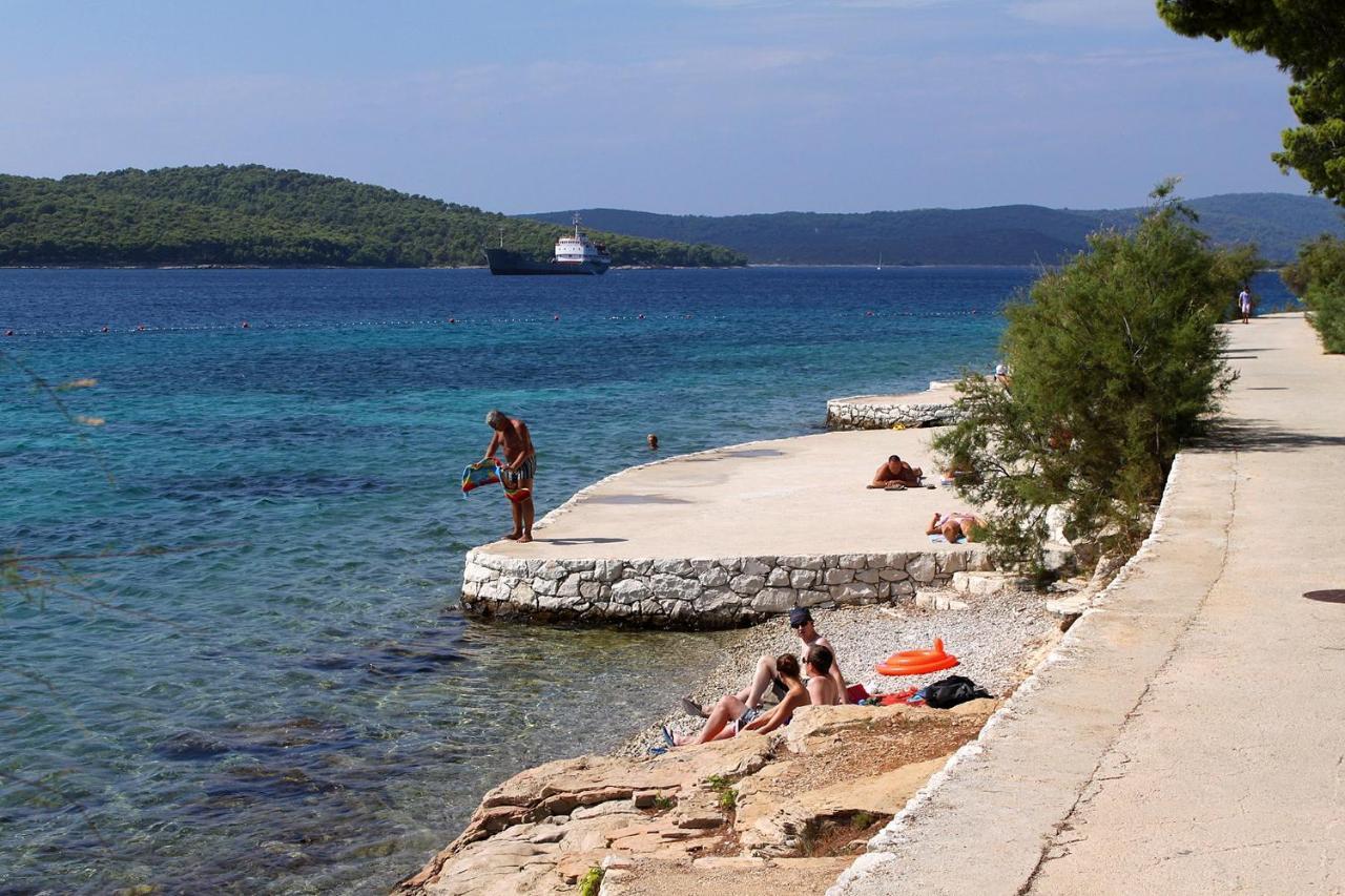 Apartments By The Sea Bobovisca Na Moru, Brac - 5682 Lozisce ภายนอก รูปภาพ
