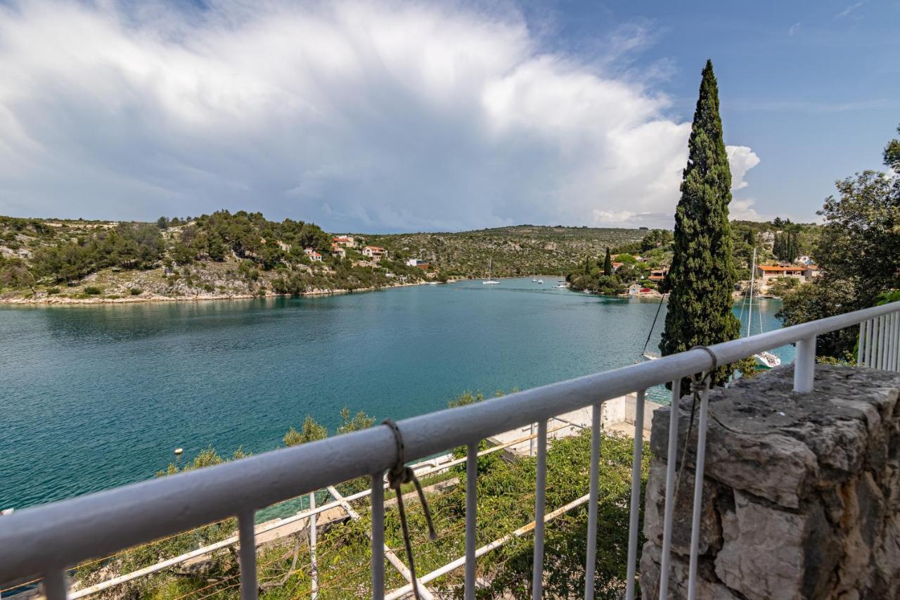 Apartments By The Sea Bobovisca Na Moru, Brac - 5682 Lozisce ภายนอก รูปภาพ